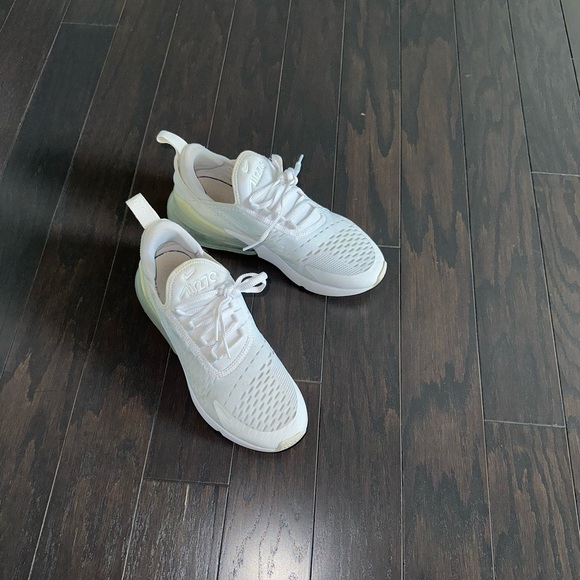 Nike Air Max 270 - Picture 1 of 7